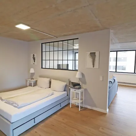 Air 16 Apartment